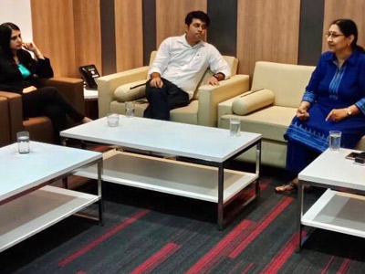 Sharing tips with anchors of Gujarati Zee 24 hours