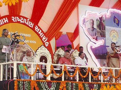 Dr. APJ Abdul Kalam, Shri Narendra Modi, Pandit Navalkishor Sharma, Shri Saurabh Patel