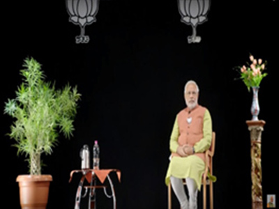 Shri Modi addressing 